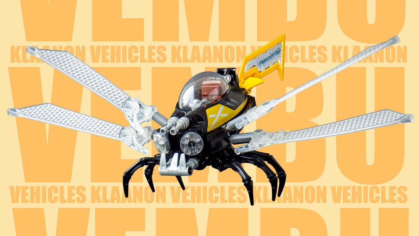 Hyönteistä muistuttava Lego-rakennelma.