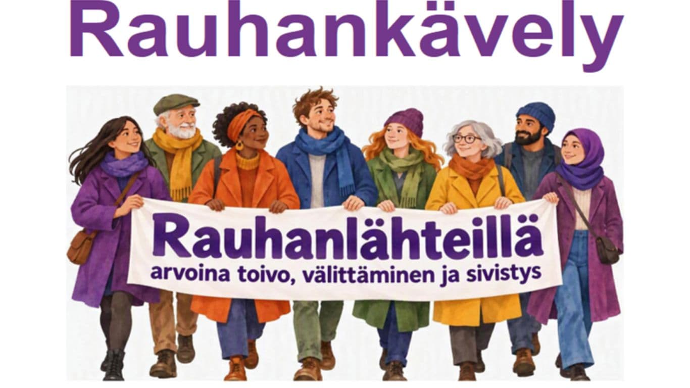 Tampereen keskustorin suihkulähde, jonka edessä Tampere.Finland-tekstillä varustettu kuvausteline. Taustalla jugend-tyylisiä rakennuksia.