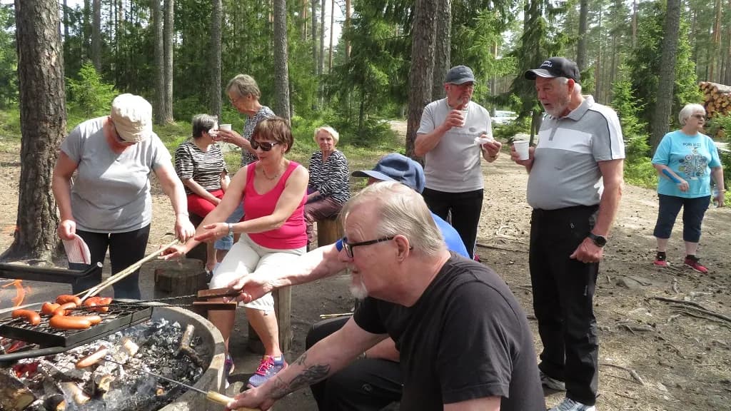 Nakkilan Eläkkeensaajien liikuntakerho