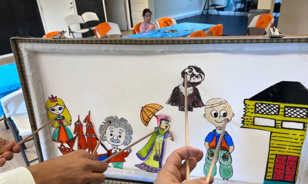 Misal Art Puppetin nukketeatterityöpaja – Malmitalon yhteisömaanantait